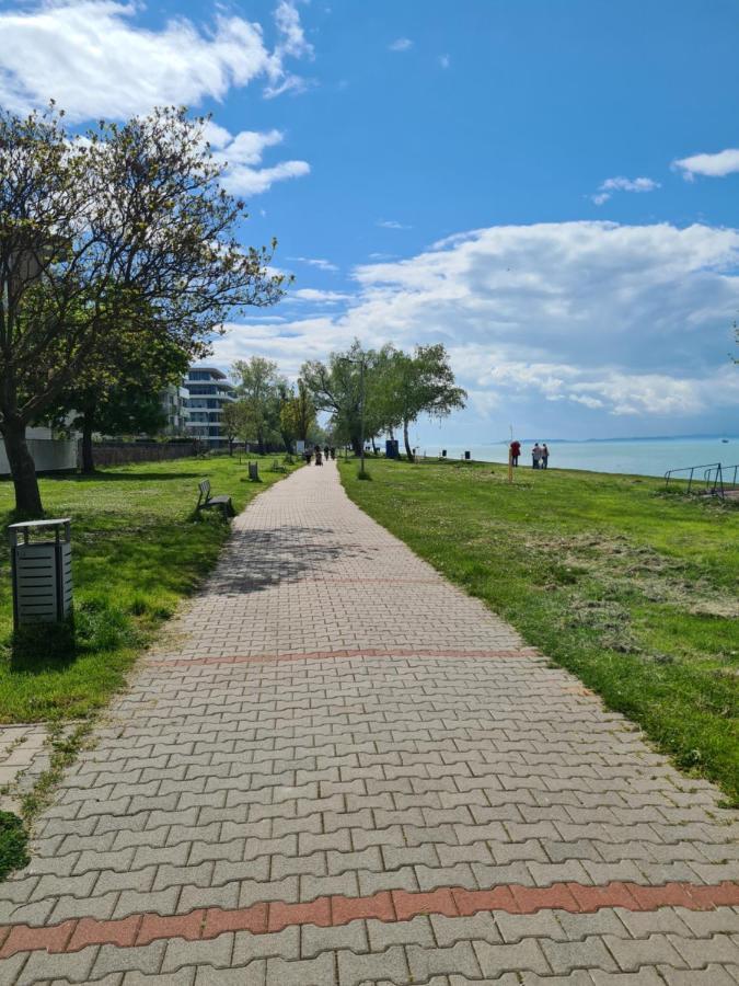 Eda Beach Apartman Siofok Exterior photo